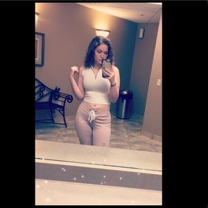 Meet your Posher, Marisa